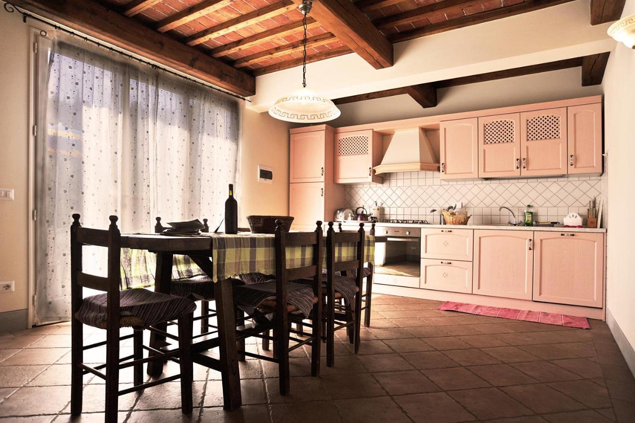 Residenza Le Grillaie Villa Greve in Chianti Room photo
